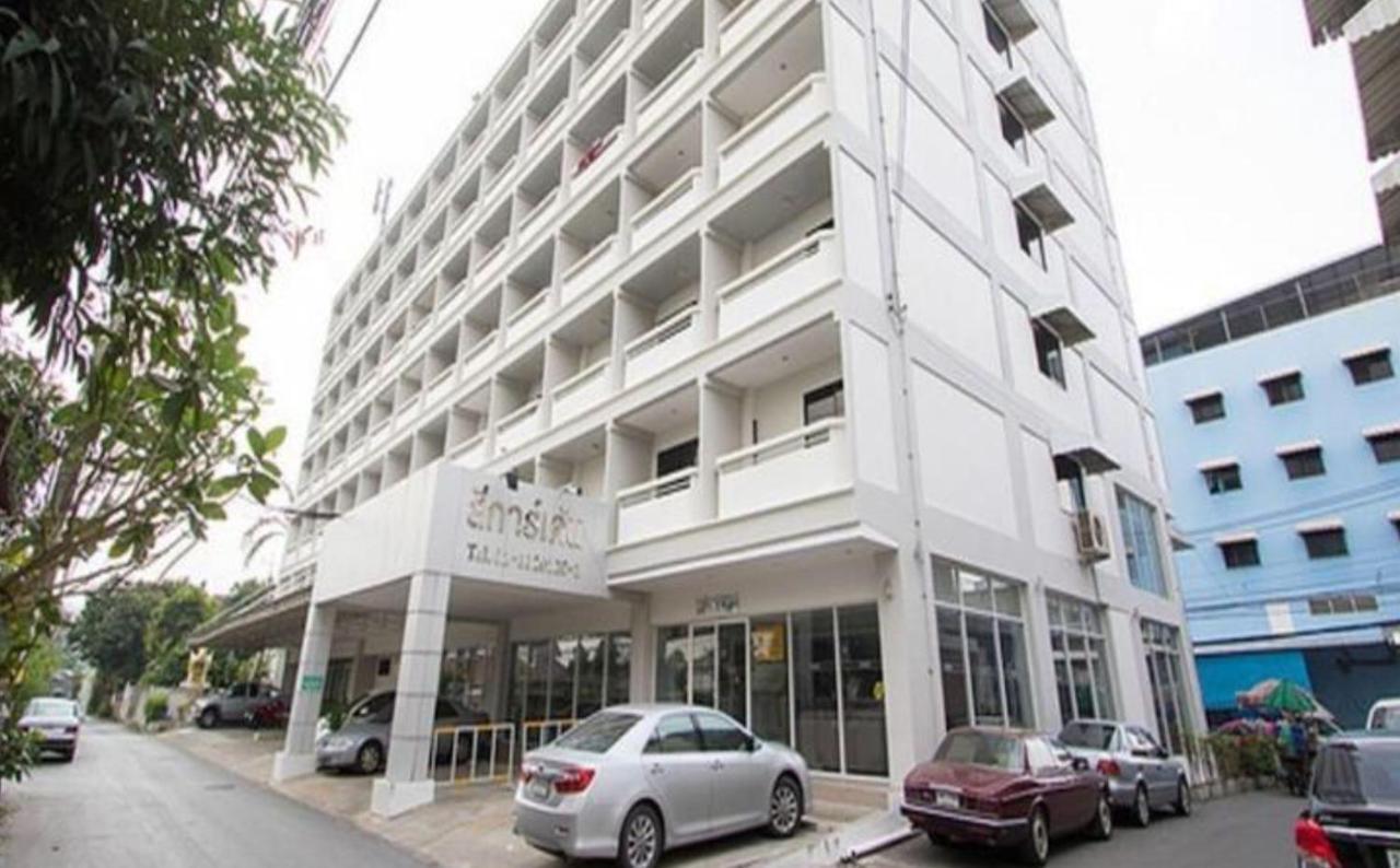 Lee Garden Bangkok Hotel Exterior photo