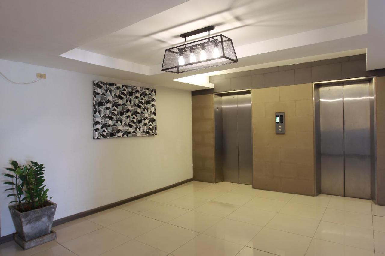 Lee Garden Bangkok Hotel Exterior photo